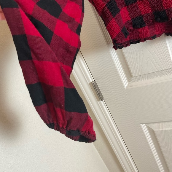 Sim & Sam Plaid Red and Black Women's Top size X-Large - Picture 5 of 9
